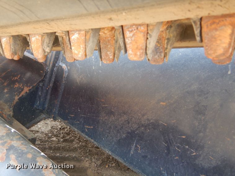 image for item KS9910 Kubota SVL90-2  tracked skid steer loader