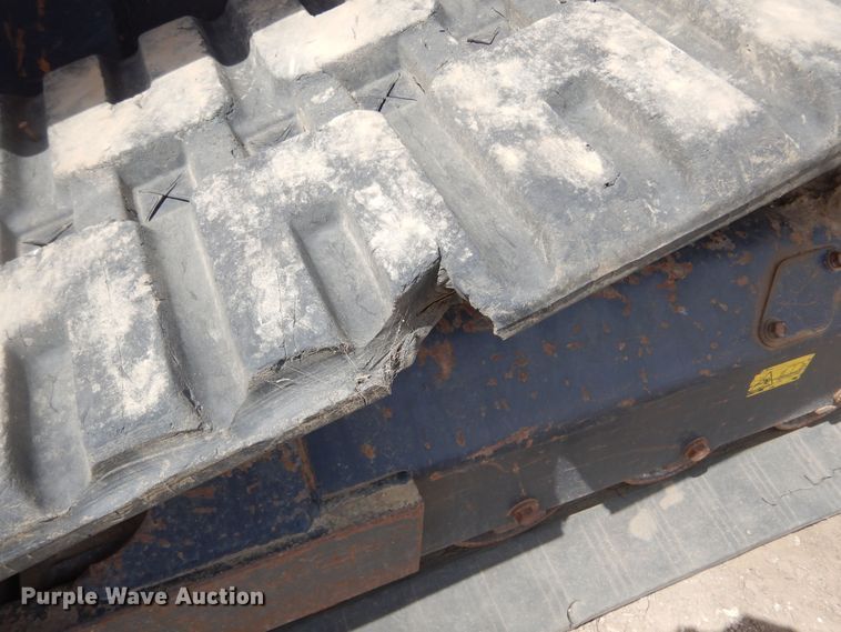 image for item KS9910 Kubota SVL90-2  tracked skid steer loader