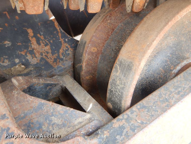 image for item KS9910 Kubota SVL90-2  tracked skid steer loader