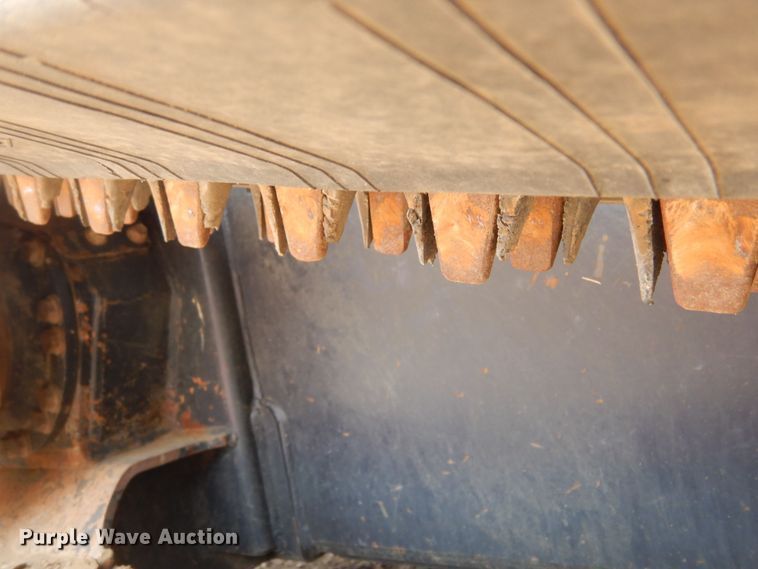 image for item KS9910 Kubota SVL90-2  tracked skid steer loader