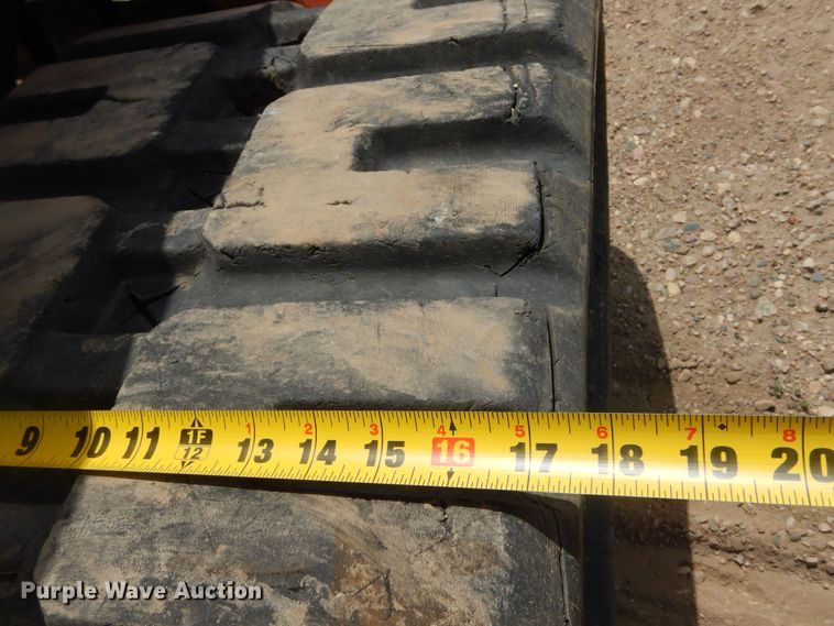 image for item KS9910 Kubota SVL90-2  tracked skid steer loader