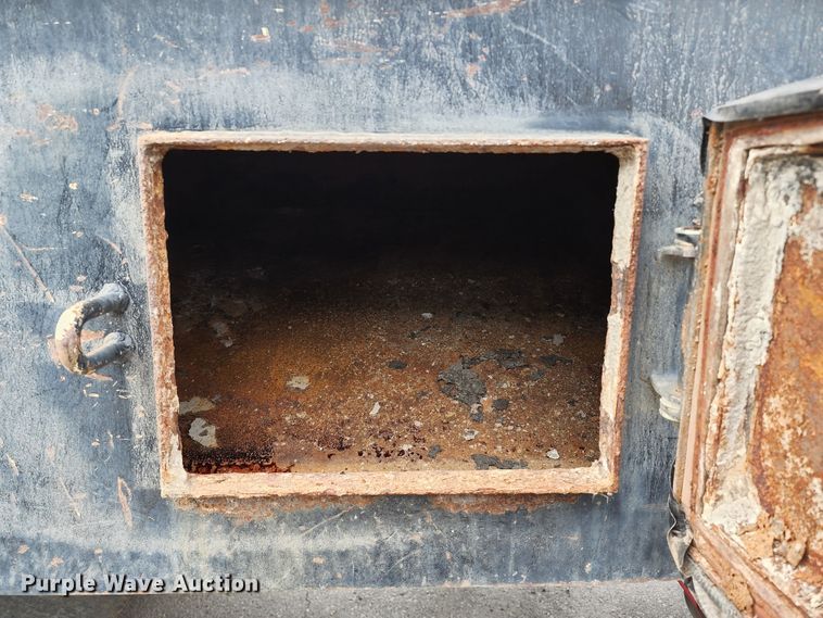 image for item KT9867 2006 International 7600  vacuum truck