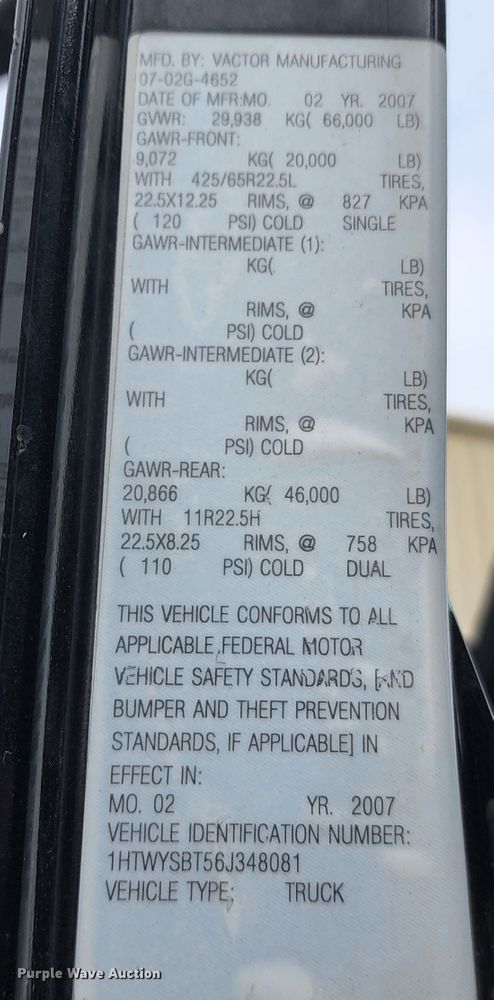 image for item KT9867 2006 International 7600  vacuum truck