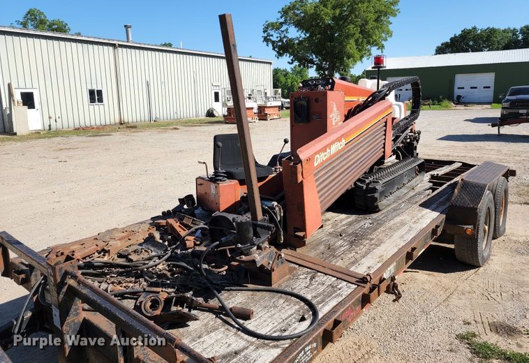 image for item KT9883 1996 Ditch Witch JT820  directional boring unit