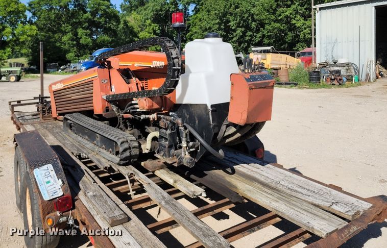 image for item KT9883 1996 Ditch Witch JT820  directional boring unit