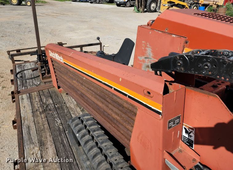 image for item KT9883 1996 Ditch Witch JT820  directional boring unit