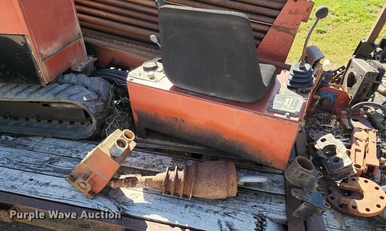 image for item KT9883 1996 Ditch Witch JT820  directional boring unit