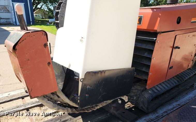image for item KT9883 1996 Ditch Witch JT820  directional boring unit