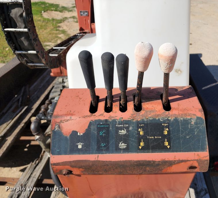 image for item KT9883 1996 Ditch Witch JT820  directional boring unit