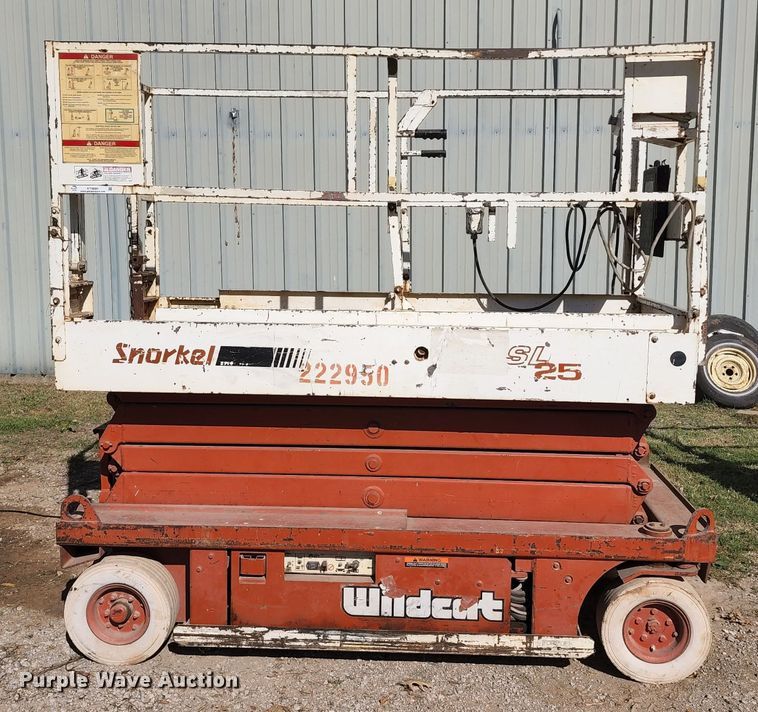 image for item KT9885 Snorkel SL25 Wildccat  scissor lift