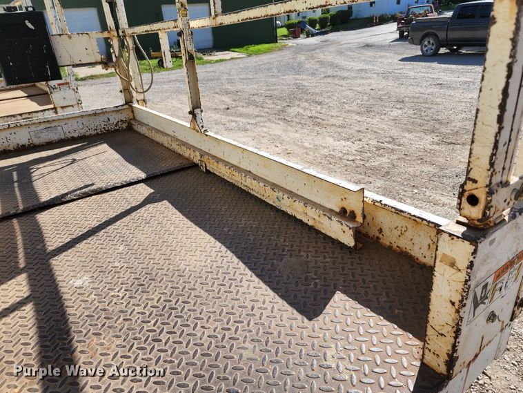 image for item KT9885 Snorkel SL25 Wildccat  scissor lift