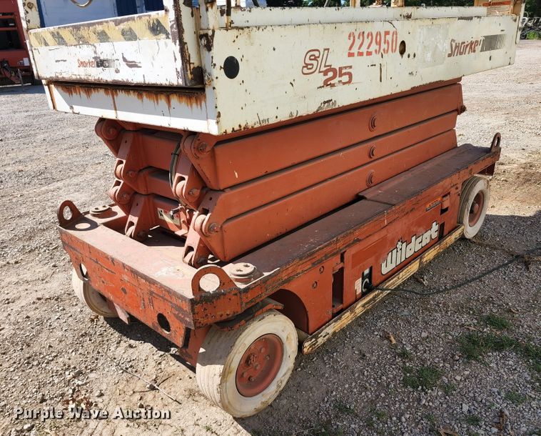 image for item KT9885 Snorkel SL25 Wildccat  scissor lift