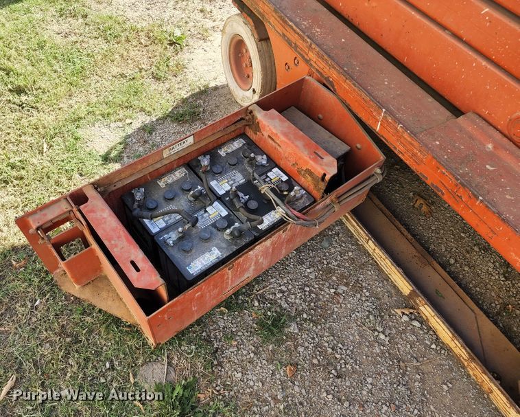 image for item KT9885 Snorkel SL25 Wildccat  scissor lift