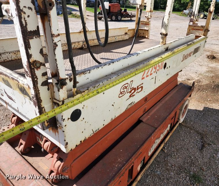 image for item KT9885 Snorkel SL25 Wildccat  scissor lift