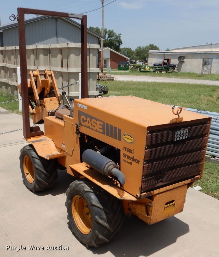 image for item LP9348 1993 Case Maxi Sneaker Series B  cable plow