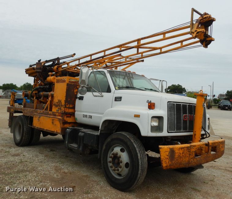 image for item MD9145 1998 GMC C7500  drilling rig truck