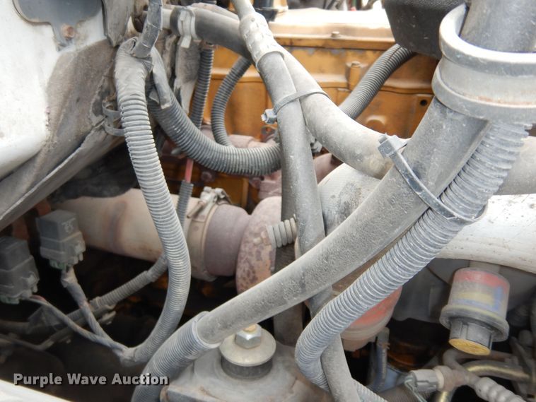 image for item MD9145 1998 GMC C7500  drilling rig truck