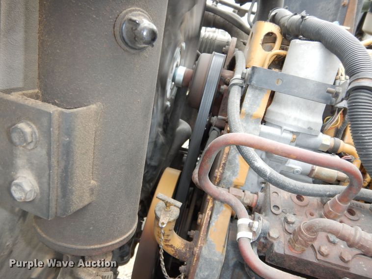 image for item MD9145 1998 GMC C7500  drilling rig truck