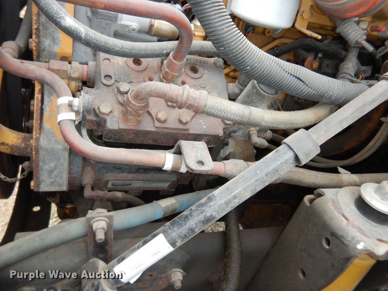 image for item MD9145 1998 GMC C7500  drilling rig truck