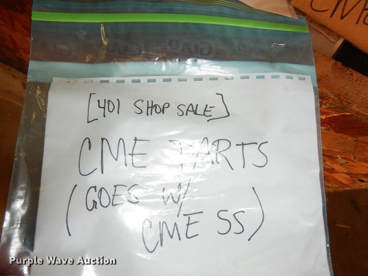 image for item MD9145 1998 GMC C7500  drilling rig truck