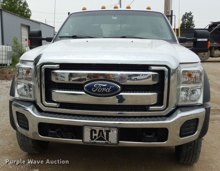 image for item MD9146 2012 Ford F550 Super Duty XL  Crew Cab flatbed truck