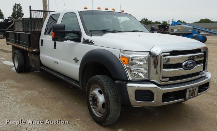 image for item MD9146 2012 Ford F550 Super Duty XL  Crew Cab flatbed truck