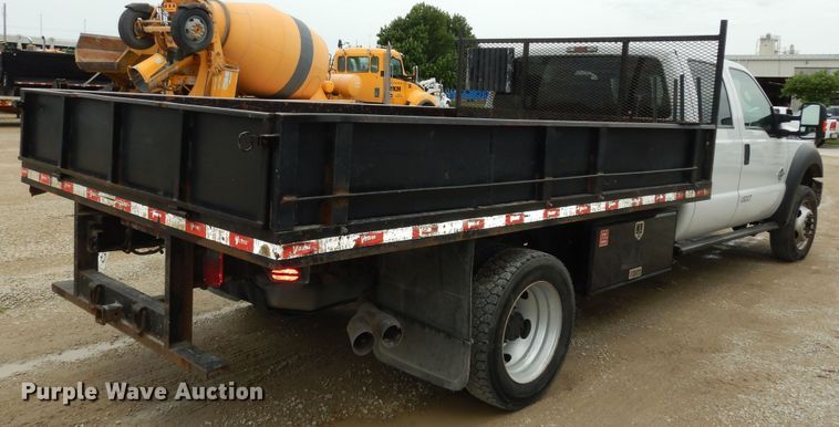 image for item MD9146 2012 Ford F550 Super Duty XL  Crew Cab flatbed truck