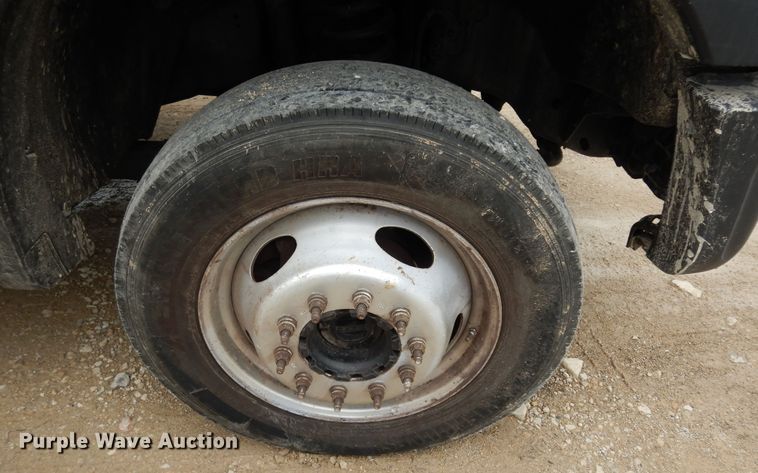 image for item MD9146 2012 Ford F550 Super Duty XL  Crew Cab flatbed truck