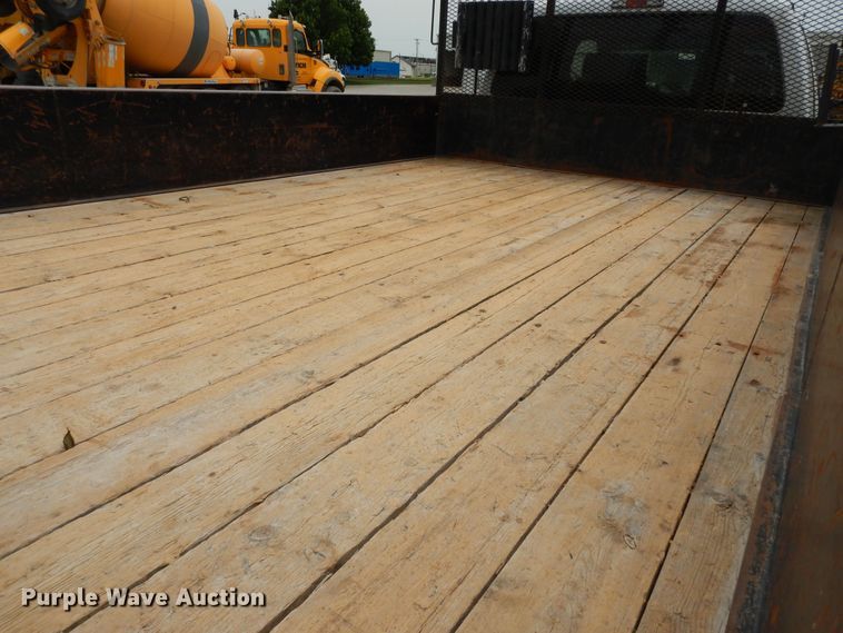 image for item MD9146 2012 Ford F550 Super Duty XL  Crew Cab flatbed truck