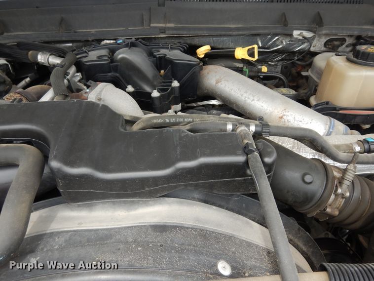 image for item MD9146 2012 Ford F550 Super Duty XL  Crew Cab flatbed truck