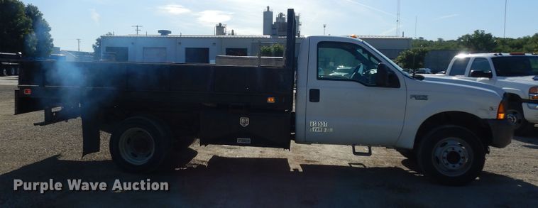 image for item MD9188 1999 Ford F550 Super Duty  dump flatbed truck