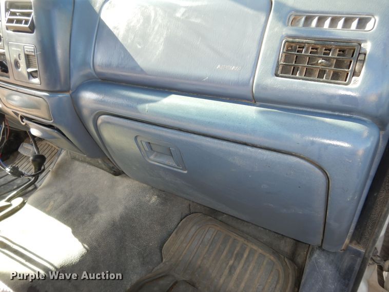 image for item MD9188 1999 Ford F550 Super Duty  dump flatbed truck