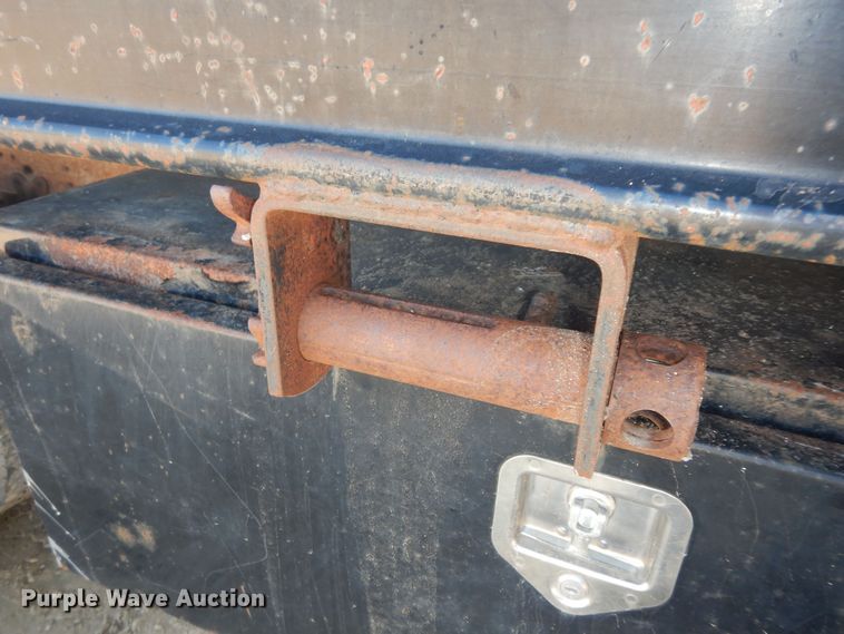 image for item MD9188 1999 Ford F550 Super Duty  dump flatbed truck