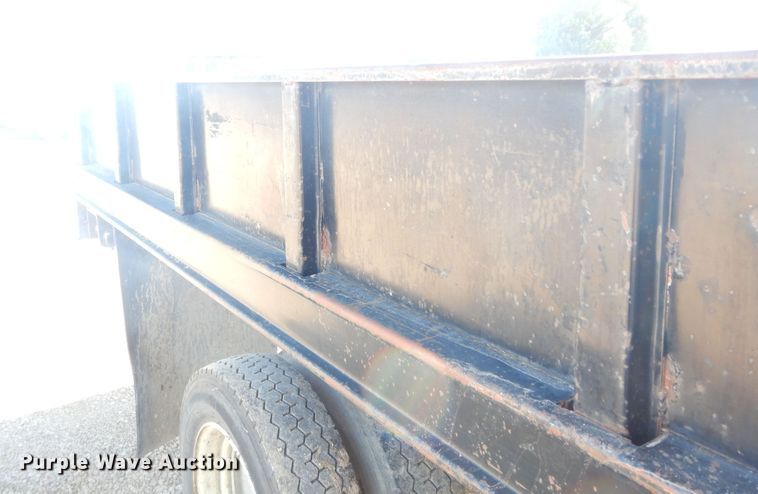 image for item MD9188 1999 Ford F550 Super Duty  dump flatbed truck