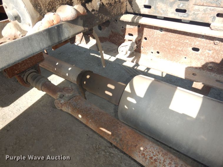 image for item MD9188 1999 Ford F550 Super Duty  dump flatbed truck