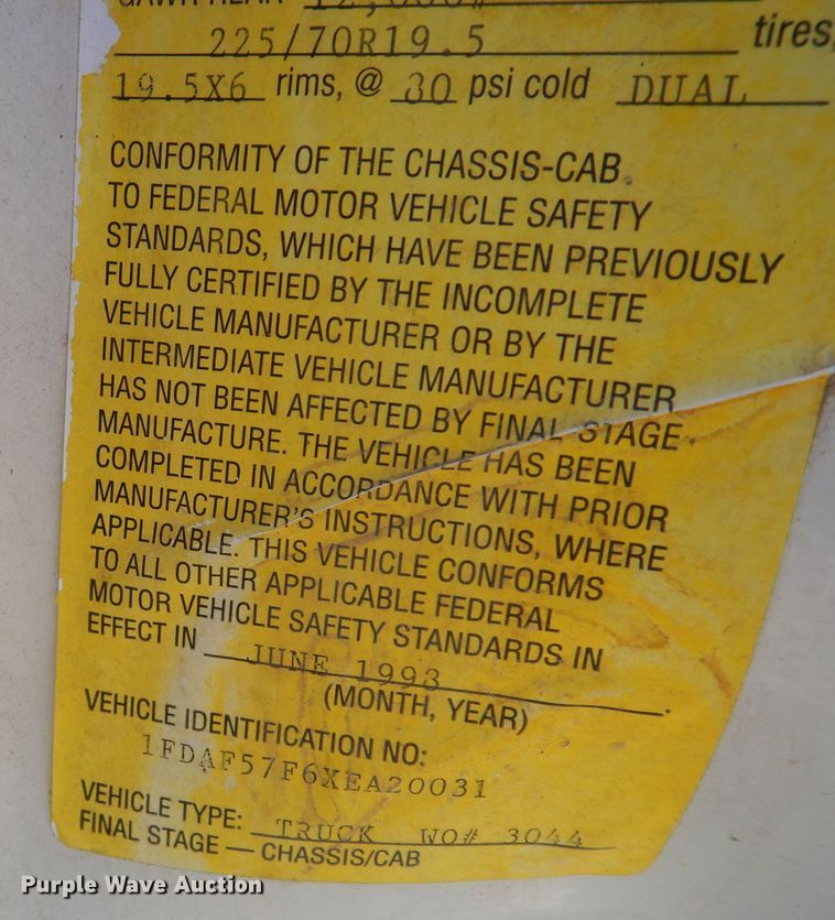 image for item MD9188 1999 Ford F550 Super Duty  dump flatbed truck