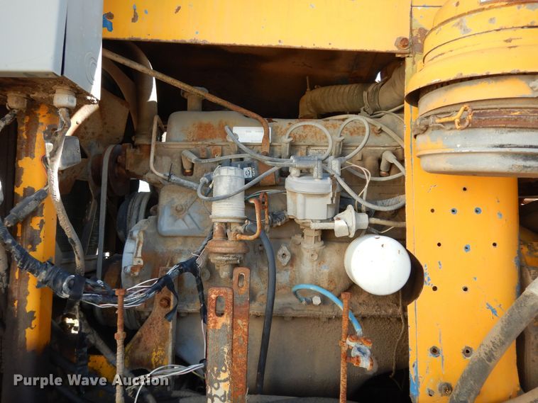 image for item MD9189 1995 GMC TopKick LoPro  drilling rig truck