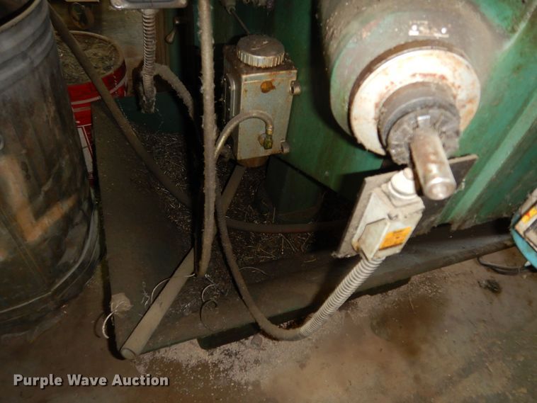 image for item MD9220 2008 Grizzly X6330B  milling machine