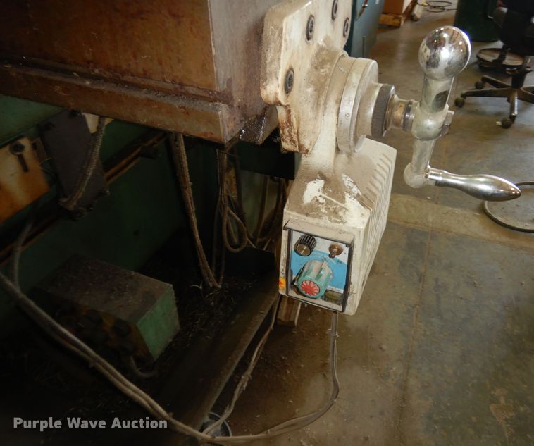 image for item MD9220 2008 Grizzly X6330B  milling machine