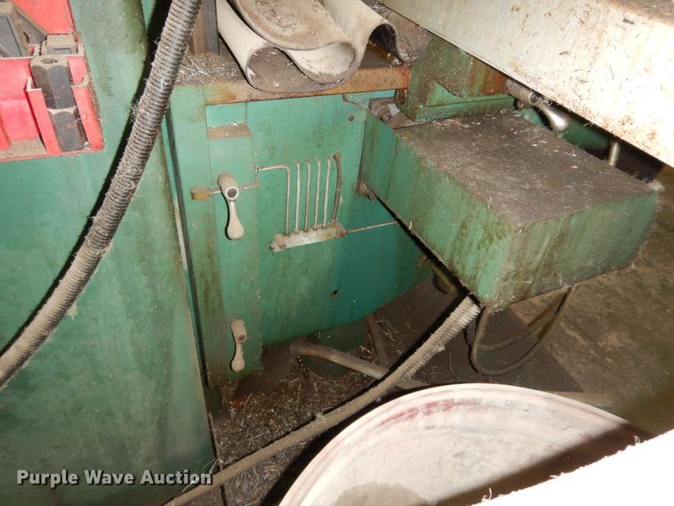 image for item MD9220 2008 Grizzly X6330B  milling machine