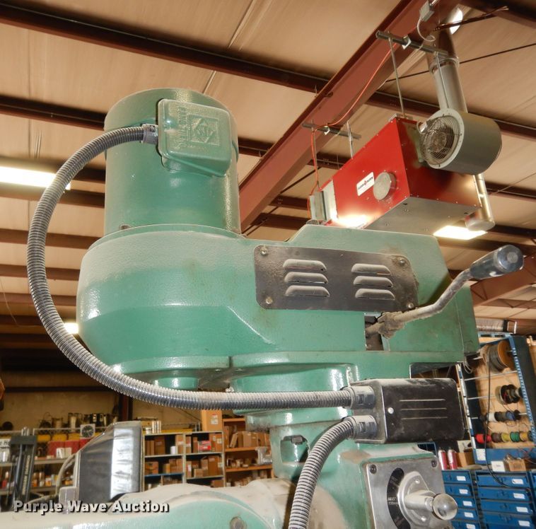 image for item MD9220 2008 Grizzly X6330B  milling machine