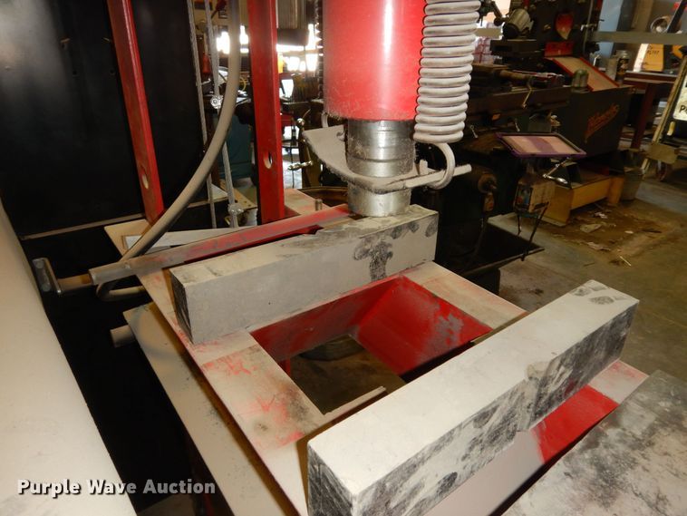 image for item MD9222 Hydraulic press