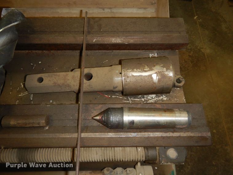 image for item MD9223 2010 Grizzly G0600  big bore metal lathe