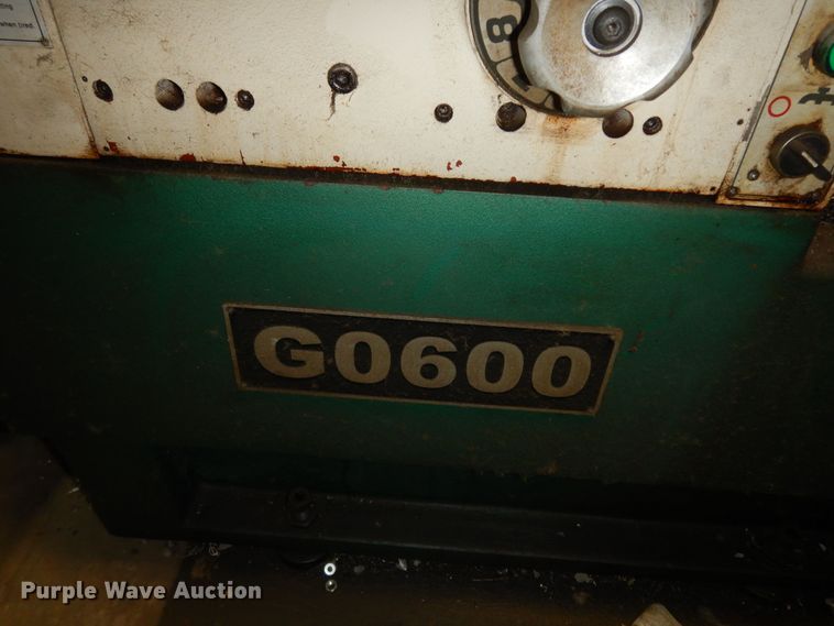 image for item MD9223 2010 Grizzly G0600  big bore metal lathe