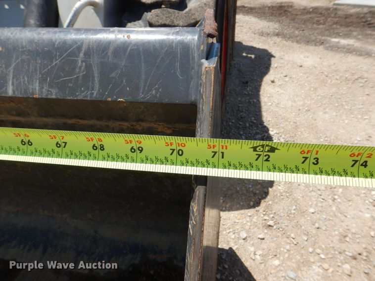 image for item MF9100 2009 Bobcat S250  skid steer loader