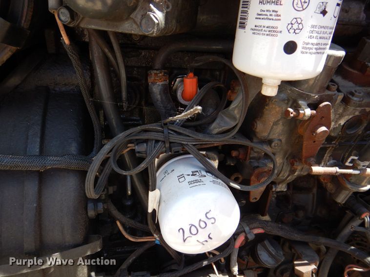 image for item MF9100 2009 Bobcat S250  skid steer loader