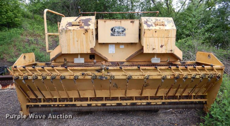 image for item MF9102 1982 Etnyre ETN-82  chip spreader