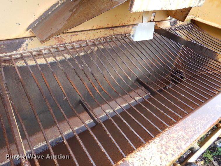 image for item MF9102 1982 Etnyre ETN-82  chip spreader