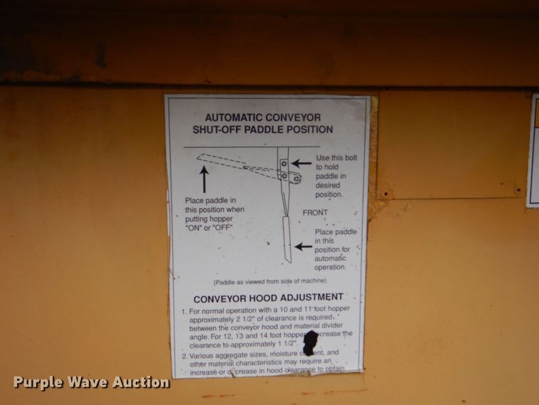 image for item MF9102 1982 Etnyre ETN-82  chip spreader