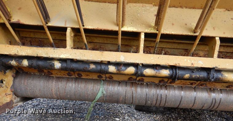 image for item MF9102 1982 Etnyre ETN-82  chip spreader